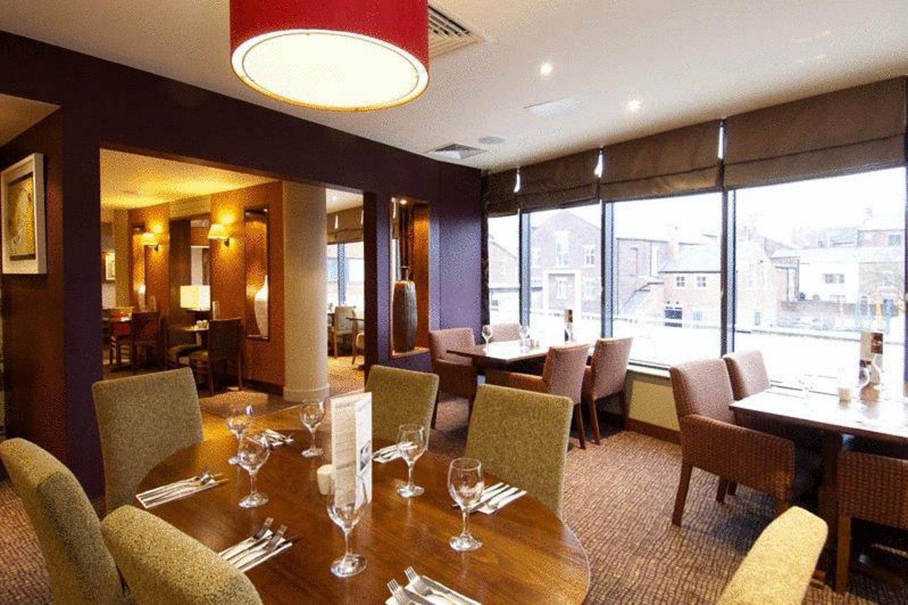 Premier Inn Preston Central Bagian luar foto